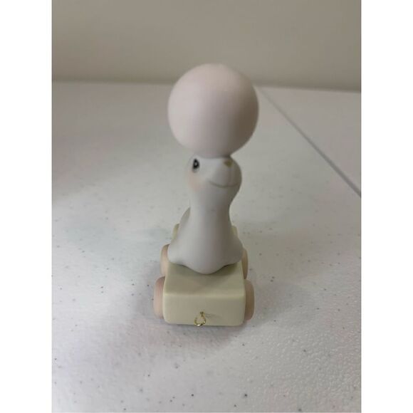 Precious Moments Birthday Series 2 in box - Picture 5 of 8